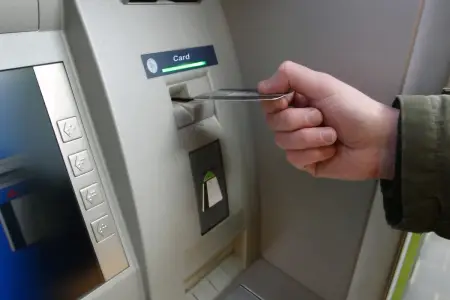 Müəllimlərə şad xəbər: Maaşları bu qədər artırılacaq