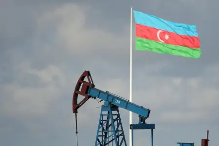 Azərbaycan nefti ucuzlaşdı
