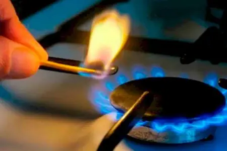 600-dən artıq ev qazsız qaldı 