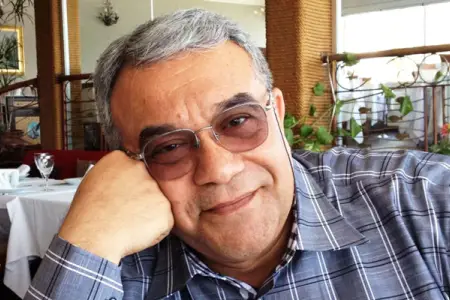 Prezident Cahangir Novruzovu təltif etdi 