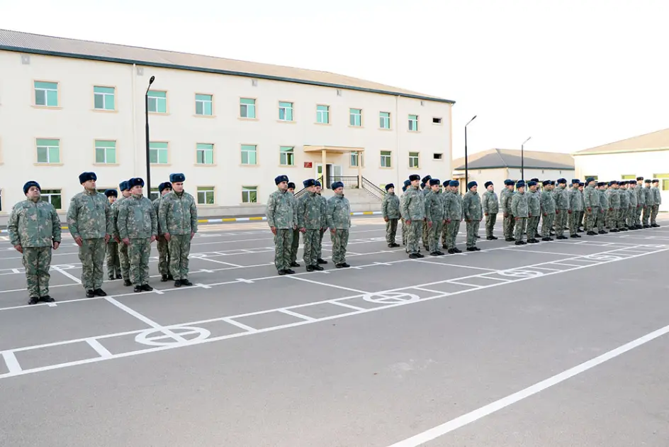 HHQ komandanı və Hərbi prokuror hərbi hissələrdə olublar - Foto