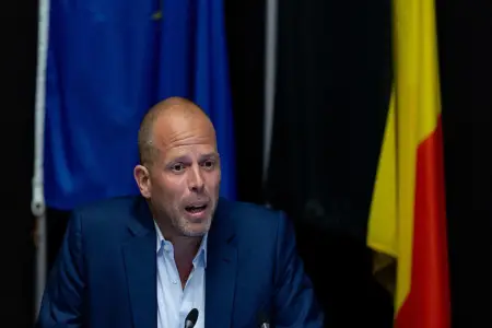 Belçikanın müdafiə naziri gələcəyin müharibəsinə hazırlaşmağa çağırdı