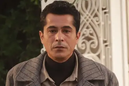 2 aktrisa eyni anda seriala vida etdi - Fotolar