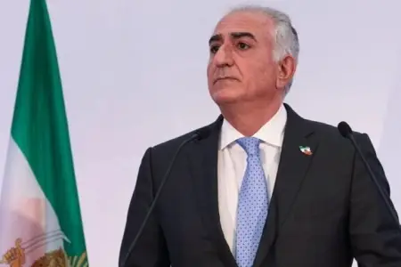 Pəhləvi çağırış etdi: Silahı yerə qoyun, xalqın tərəfinə keçin!