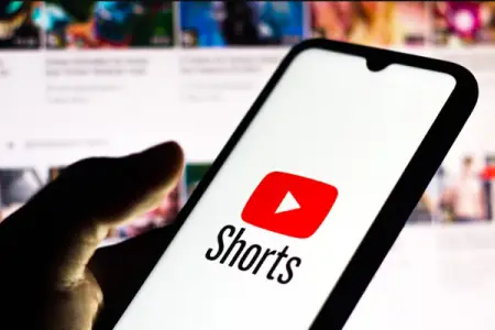 "YouTube"da 140 il davam edən video yayımlandı - Foto 