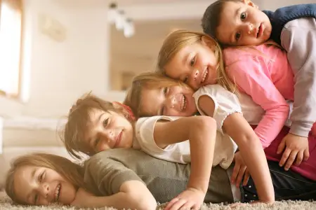 Beşdən çox uşağı olan qadınların sayı açıqlandı