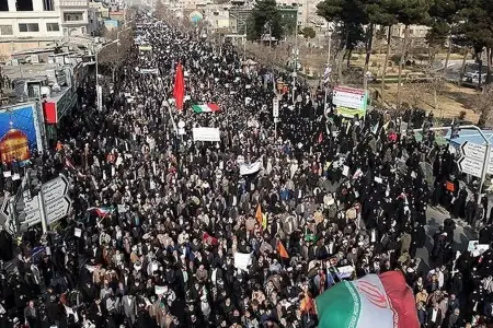 İranda qəbiristanlıq etiraz meydanına çevrildi - Video