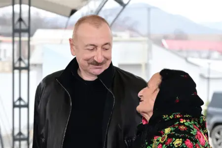 “Oğlum məni sizə əmanət edib” - Şəhid anası