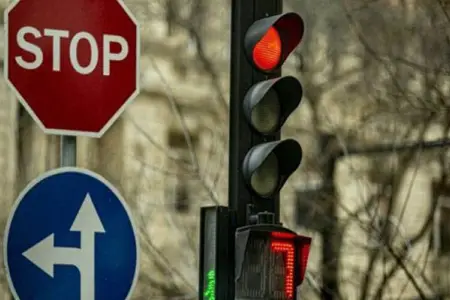 “Şamaxinka”da yeni işıqforlar quraşdırılır