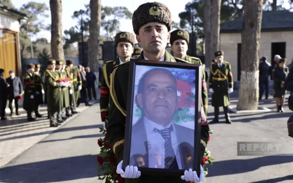 Şahin Tağıyev dəfn edildi - Foto