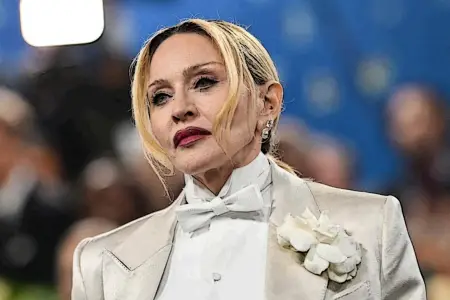 Madonnadan İranla bağlı diqqətçəkən paylaşım 