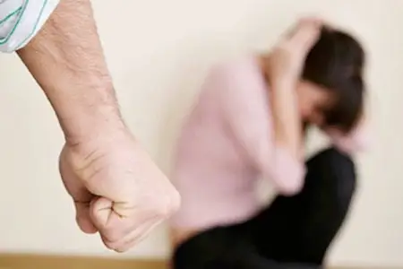 Tovuzda bağça müdirinə keçmiş həyat yoldaşı xəsarət yetiridi