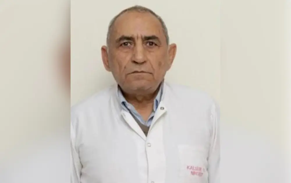 Azərbaycanda tanınmış həkim vəfat etdi