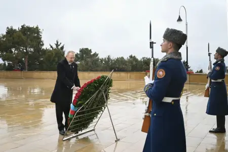 Prezident İlham Əliyev 20 Yanvar şəhidlərinin xatirəsini yad etdi