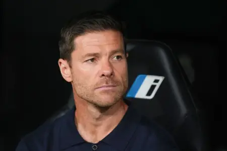 Xabi Alonso "Qarabağ"ın rəqibinin baş məşqçisi ola bilər