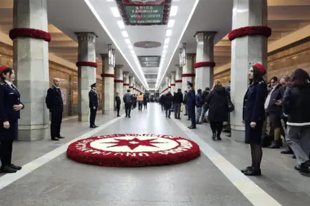 Sabah metro gücləndirilmiş rejimdə çalışacaq