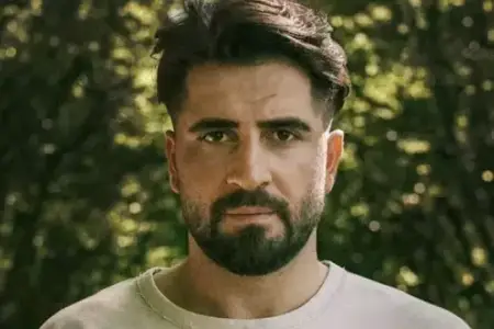 Məşhur müğənni saxlanıldı - Foto