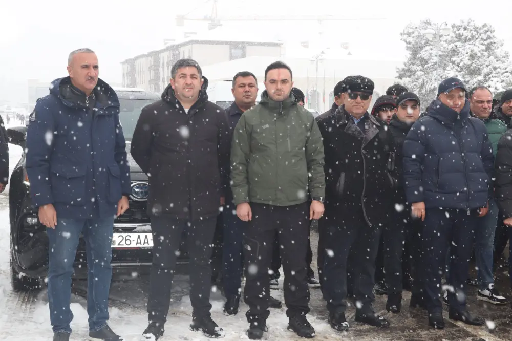 Xankəndi, Xocalı və Ağdərədə bayraqlar yarıyadək endirildi