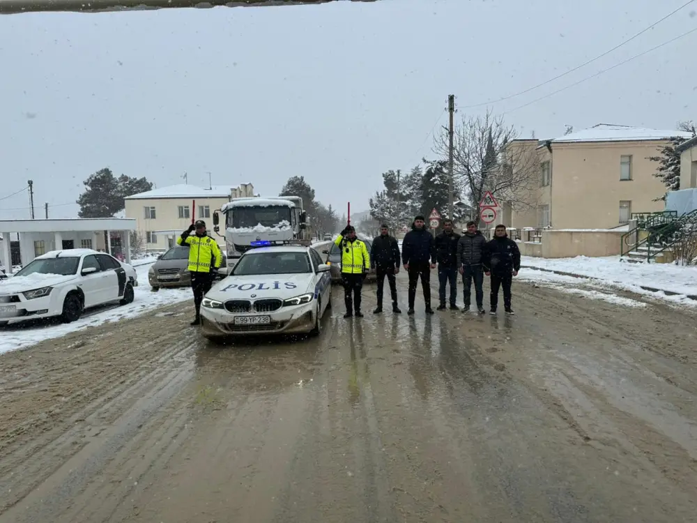 Xankəndi, Xocalı və Ağdərədə bayraqlar yarıyadək endirildi