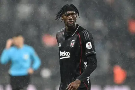 "Beşiktaş"ı İngiltərə klubuna dəyişəcək