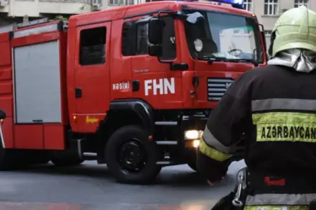 Bakıda obyekt yanır