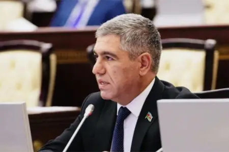 İşləyən pensiyaçılarla bağlı TƏKLİF