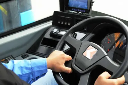 Bakıda avtobus sürücüsü sərnişinin pulunu oğurladı