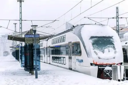 Qarlı havada ADY qatarları niyə gecikir? - Açıqlama 