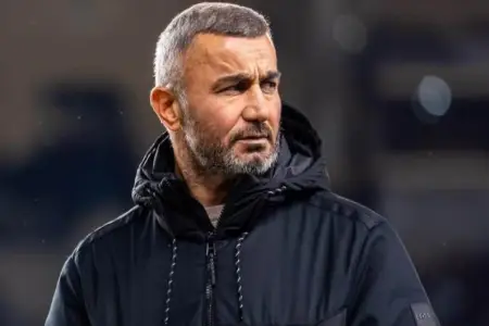 "Tərif istəmirəm" – Qurban Qurbanov