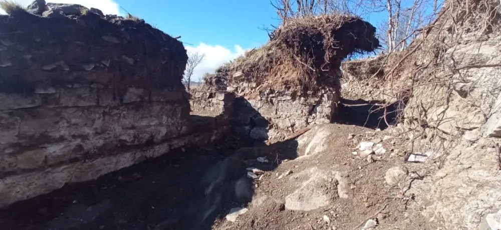 Niyal qalasında dəhşətli vandallıq: Dəfinə axtaranlara cinayət işi açıldı 