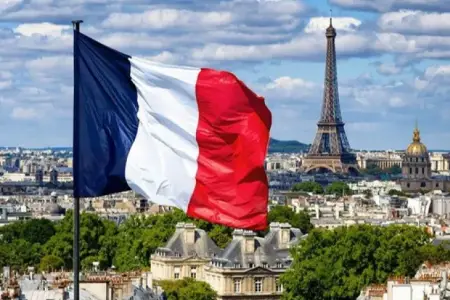 Fransa Sülh Şurasından niyə imtina etdi? – Rəsmi cavab