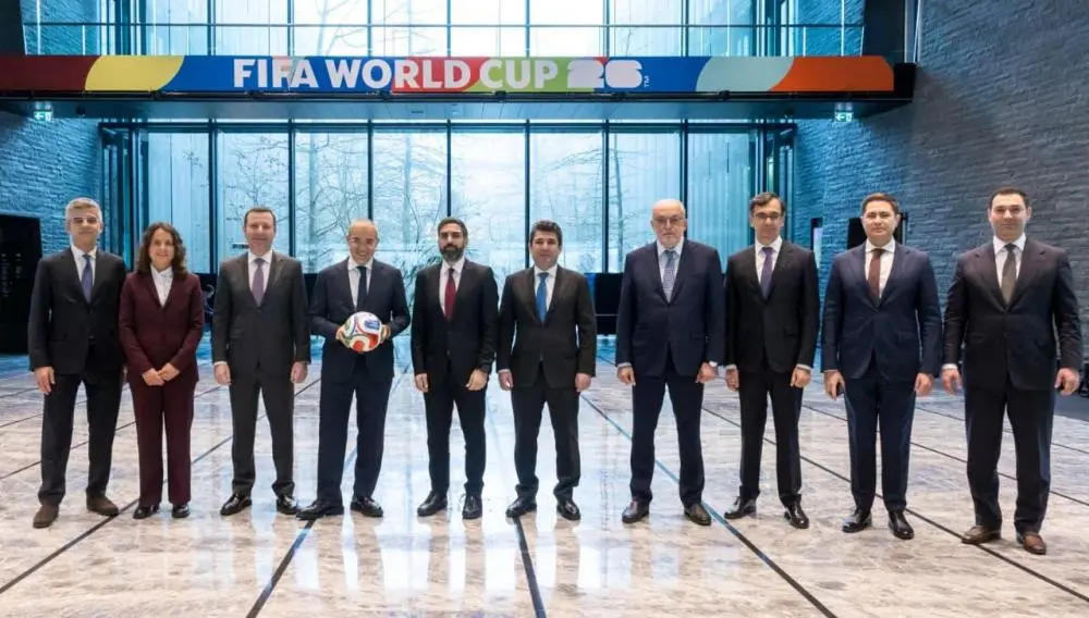 Rövşən Nəcəf FIFA prezidenti ilə görüşdü – Fotolar