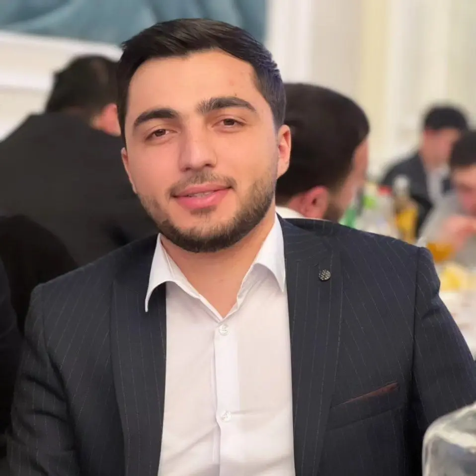 İcra başçısı özünə yeni köməkçi təyin etdi