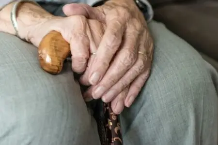 Bakıda oğul 67 yaşlı anasını qətlə yetirdi