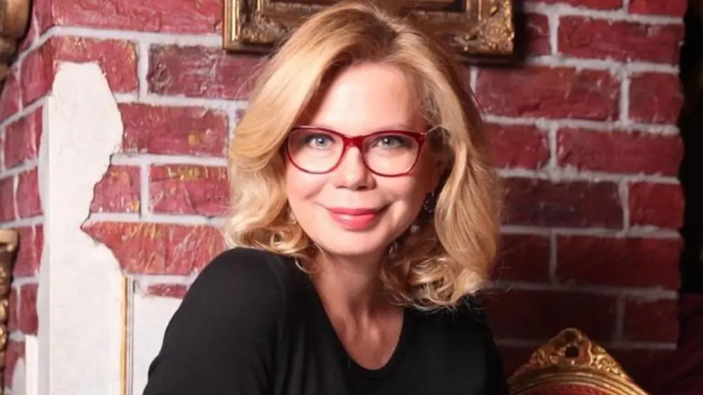 Məşhur aparıcı 59 yaşında vəfat etdi - FOTO