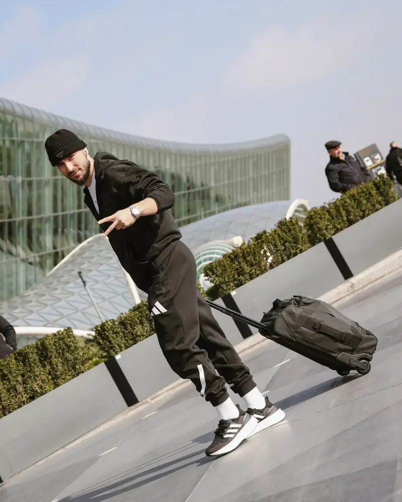 “Qarabağ” İngiltərəyə yola düşdü- Fotolar