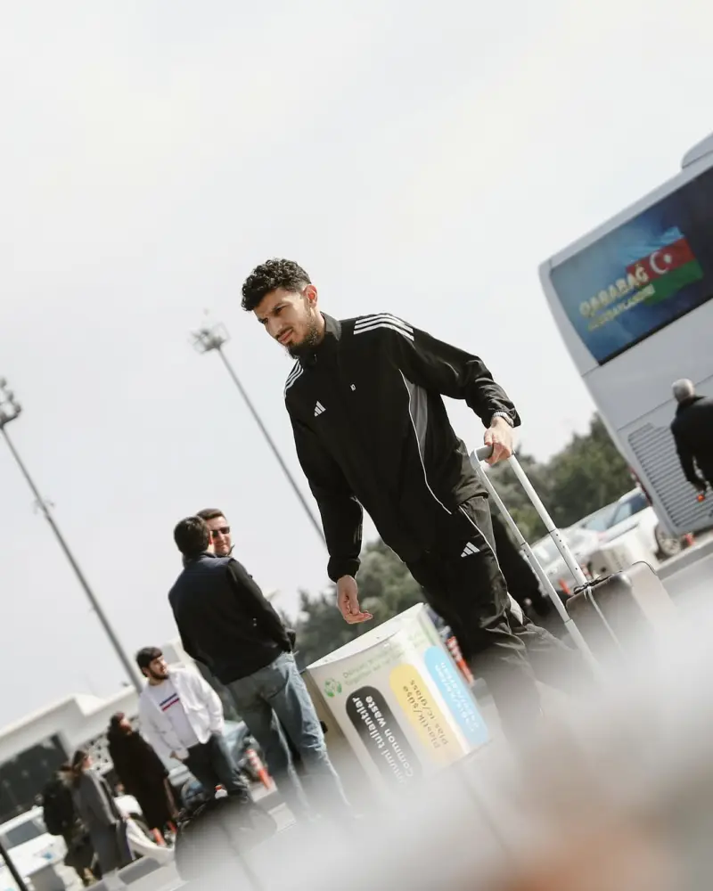 “Qarabağ” İngiltərəyə yola düşdü- Fotolar