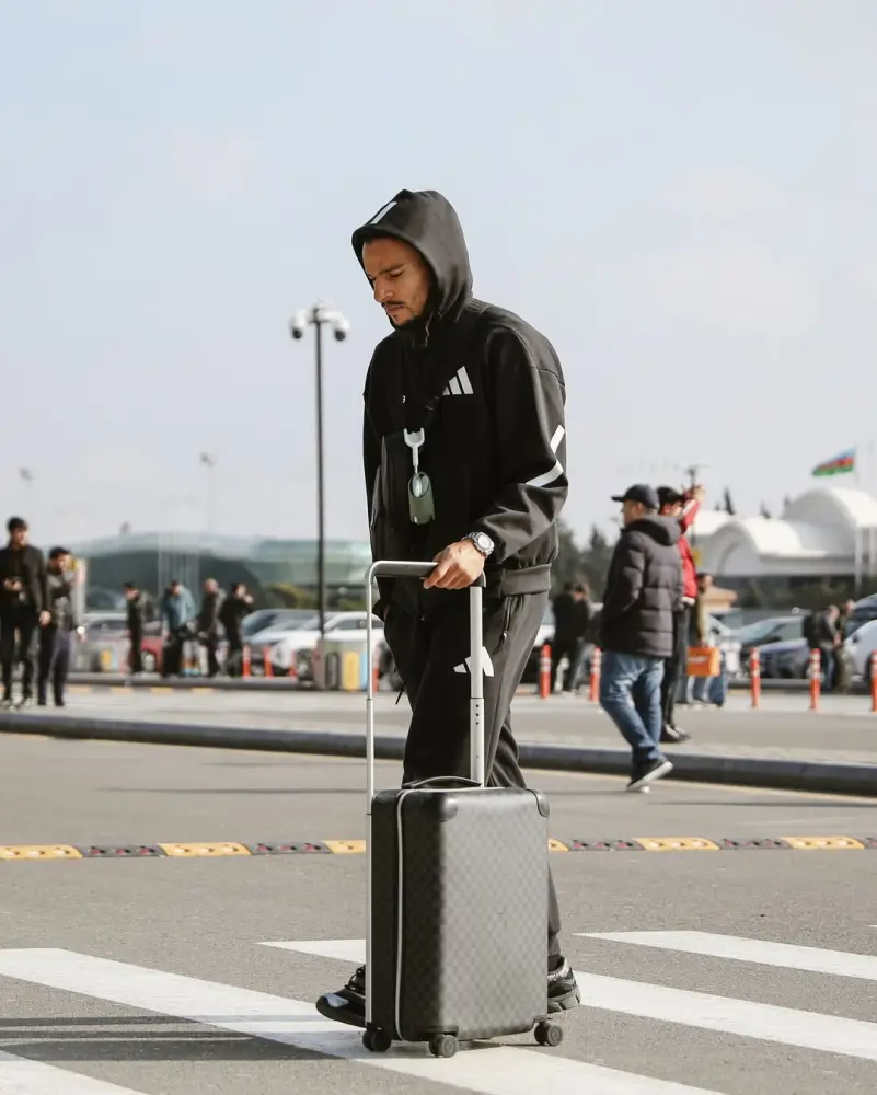 “Qarabağ” İngiltərəyə yola düşdü- Fotolar