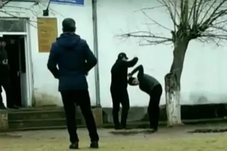 İmişlidə direktor şagirdi döyüb? - RƏSMİ AÇIQLAMA (VİDEO)