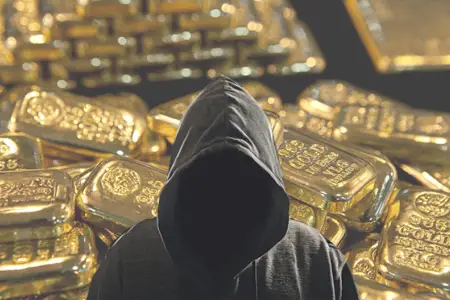 Bu nazirliyin əməkdaşı 18 kq qızılla tutuldu - Evindən silah çıxdı