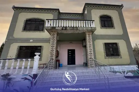 "Qurtuluş" Reabilitasiya Mərkəzində saxlanılan 11 nəfər ailələrinə qaytarıldı