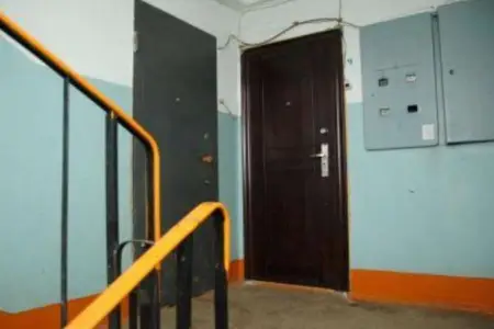 Bakıda mənzildə meyit tapılıb