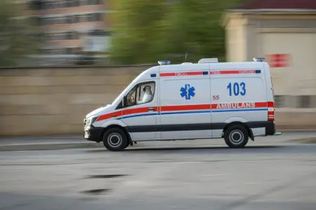 Gəncədə 18 yaşlı şəxs kəsici alətdən xəsarət alıb