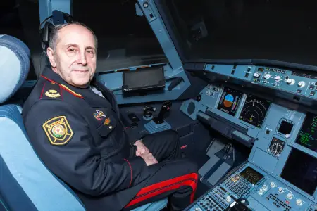 67 yaşlı general özünə toy etdi – VİDEO