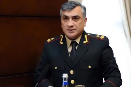 Kamran Əliyev generalı vəzifəsindən azad etdi