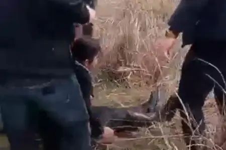 Azyaşlı su kanalına düşdü 