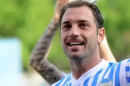 Sabiq futbolçu vəfat etdi