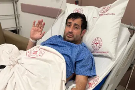 Araz Musayevin bıçaqlanması ilə bağlı məhkəmə başladı