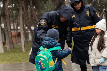 Polis gücləndirilmiş rejimdə xidmət aparır - VİDEO