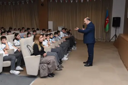 FHN silsilə maarifləndirmə tədbirləri keçirdi - Fotolar